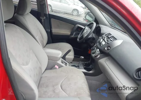 2011 Toyota Rav4 z USA, uszkodzony, nr VIN JTMBF4DV7BD039989